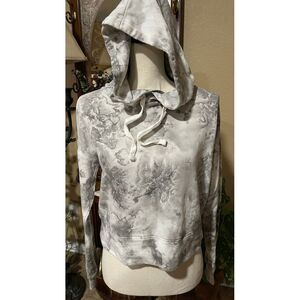 SO gray and‎ white tie dye crop hooded pullover sweater size x-small